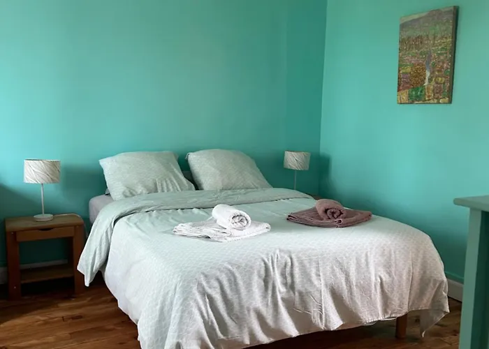 Appartement Grand Dans Maison